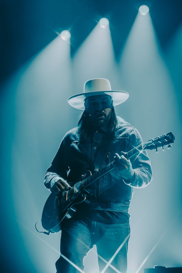 Bush performing live at AEC Theatre in Adelaide